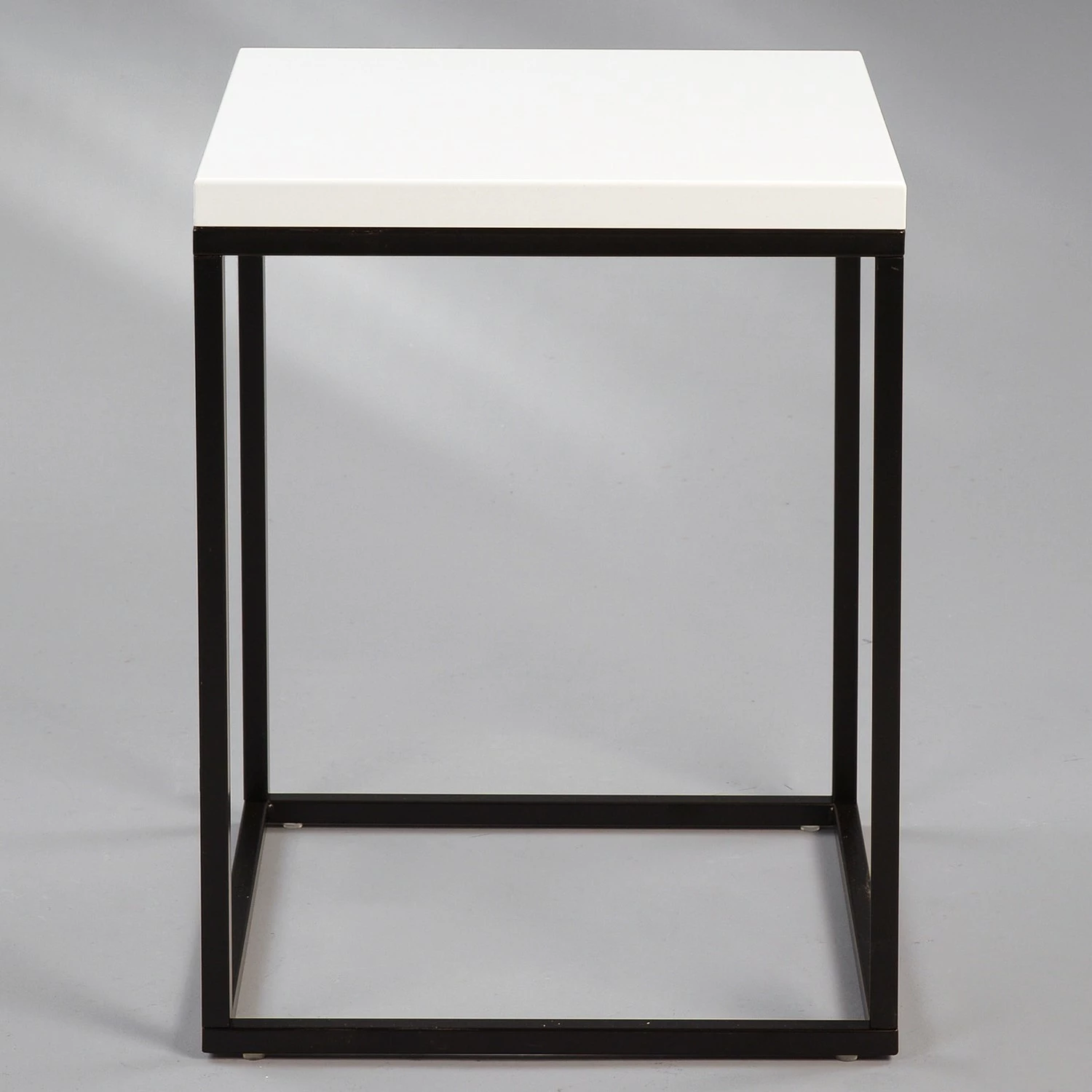 Loftscape Beistelltisch Sirod - Weiß / Schwarz 5 Loftscape Beistelltisch Sirod - Weiß / Schwarz – Bild 5