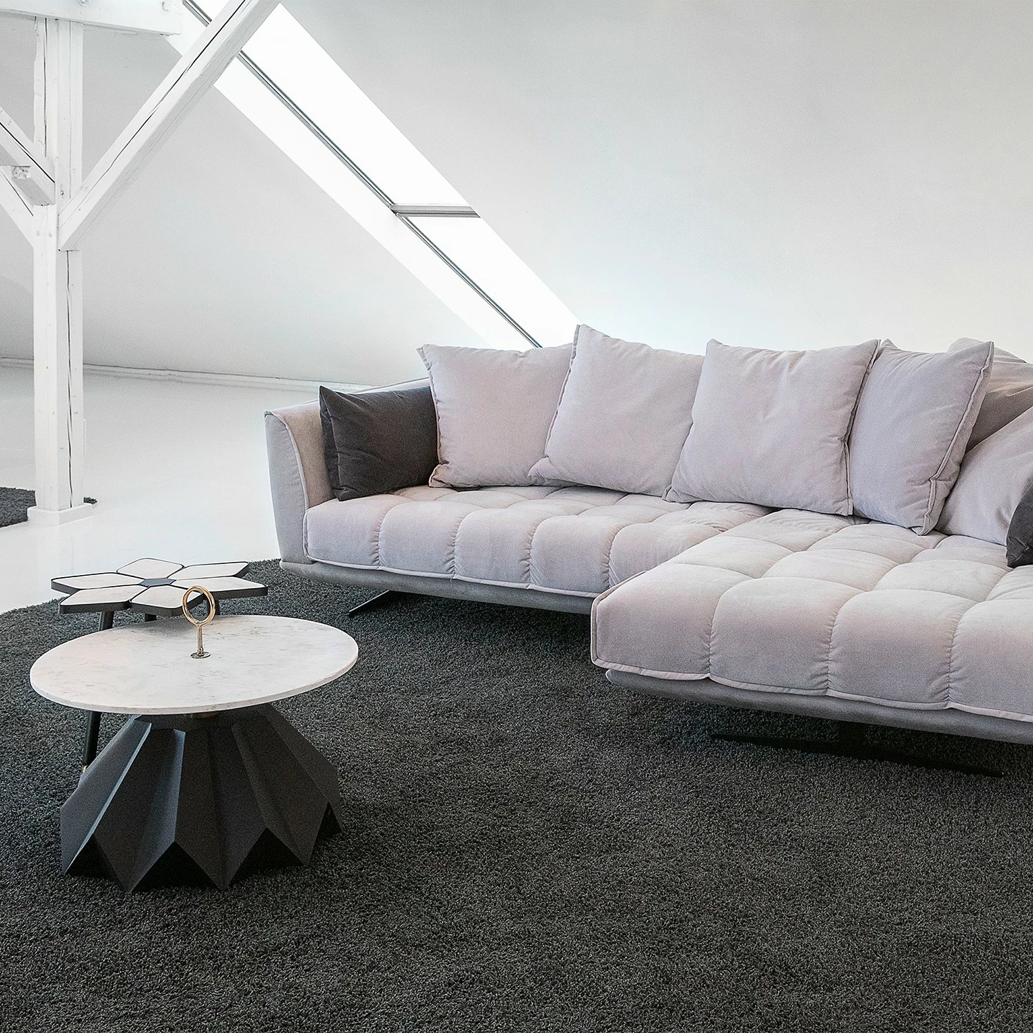 Red Living Beistelltisch Carling II - Marmor / Metall - Marmor Weiß / Schwarz 2 Red Living Beistelltisch Carling II - Marmor / Metall - Marmor Weiß / Schwarz – Bild 2