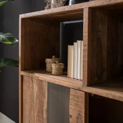 Ars manufacti Büroschrank Domme - Akazie massiv / Eisen - Akazie / Anthrazit 23 Ars manufacti Büroschrank Domme - Akazie massiv / Eisen - Akazie / Anthrazit -WOHNZIMMERMÖBEL Verkäufe 1000246786 220705 022 MOOD DETAILS P000000001000246786 mood