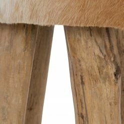 My Flair Fellhocker Buoux I - Kuhfell / Tanne massiv -WOHNZIMMERMÖBEL Verkäufe 1000252412 210317 11322400028 DETAILS P000000001000252412