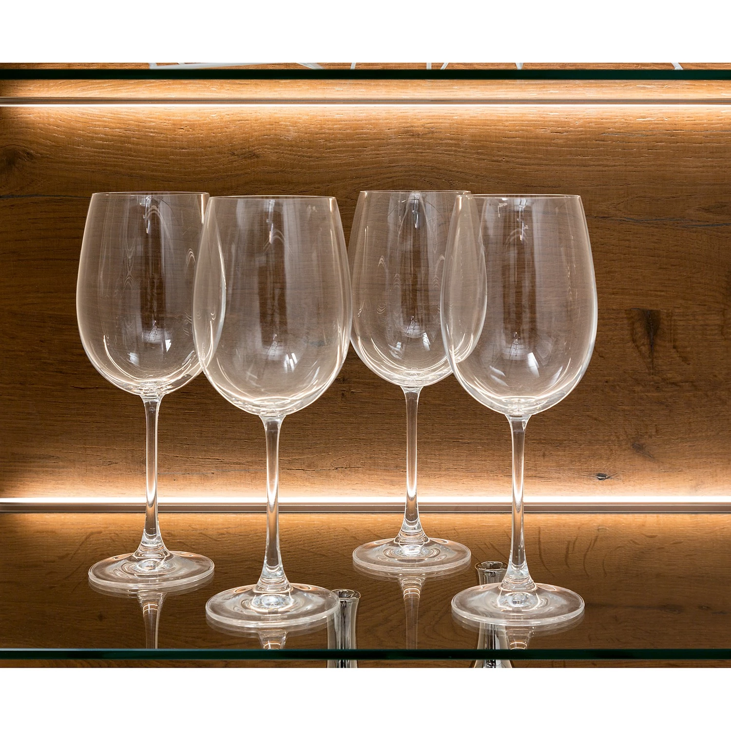 GWINNER Standvitrine Bellano - Echtholzfurnier - Matt Fango / Balkeneiche - Türanschlag rechts - Ohne Beleuchtung 5 GWINNER Standvitrine Bellano - Echtholzfurnier - Matt Fango / Balkeneiche - Türanschlag rechts - Ohne Beleuchtung – Bild 5