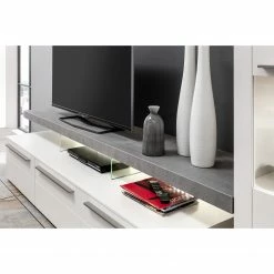 GWINNER Wohnwand Bellano II (3-teilig) - Matt Weiß / Beton Dekor - Ausrichtung rechts - Mit Beleuchtung 11 GWINNER Wohnwand Bellano II (3-teilig) - Matt Weiß / Beton Dekor - Ausrichtung rechts - Mit Beleuchtung -WOHNZIMMERMÖBEL Verkäufe 1000254953 210511 10461000259 DETAILS P000000001000254953