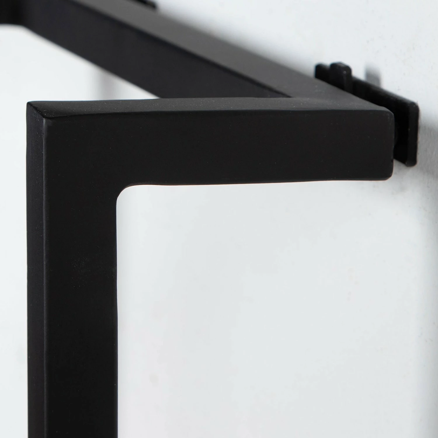 Ars manufacti Wandregal Kaawo I - Akazie massiv / Metall - Akazie / Schwarz - Breite: 100 cm 13 Ars manufacti Wandregal Kaawo I - Akazie massiv / Metall - Akazie / Schwarz - Breite: 100 cm – Bild 13