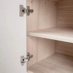 Studio Copenhagen Sideboard Maayka II - Eiche teilmassiv - Mushroom Creme / Eiche Hell -WOHNZIMMERMÖBEL Verkäufe 1000277388 220713 045 DETAILS P000000001000277388