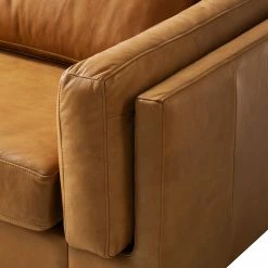 Studio Copenhagen 2-Sitzer Sofa COSO Classic+ - Echtleder Taru: Hellbraun - Schwarz 31 Studio Copenhagen 2-Sitzer Sofa COSO Classic+ - Echtleder Taru: Hellbraun - Schwarz -WOHNZIMMERMÖBEL Verkäufe 1000281817 211007 13070400086 DETAILS P000000001000281817