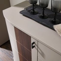 Loftscape Sideboard Saida - Kaschmir / Nussbaum Dekor 14 Loftscape Sideboard Saida - Kaschmir / Nussbaum Dekor -WOHNZIMMERMÖBEL Verkäufe 1000300942 211020 13343500072 DETAILS P000000001000300942