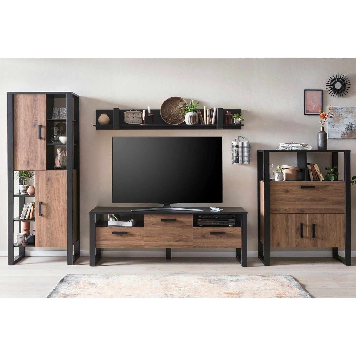 Red Living Wohnwand Norddal II (4-teilig) - Nussbaum Dekor / Schwarz 1 Red Living Wohnwand Norddal II (4-teilig) - Nussbaum Dekor / Schwarz