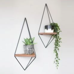 Red Living Wandregal Willes II - Fichte massiv / Metall - Fichte / Schwarz -WOHNZIMMERMÖBEL Verkäufe 1000314859 211214 13383100069 MOOD DETAILS P000000001000314859 mood