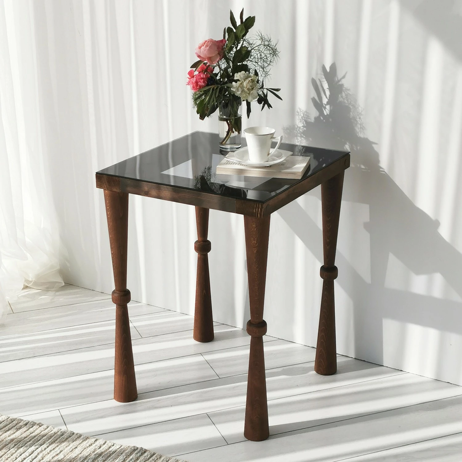 Ars Natura Beistelltisch Donatella - Glas / Walnuss massiv - Rauchschwarz / Walnuss 3 Ars Natura Beistelltisch Donatella - Glas / Walnuss massiv - Rauchschwarz / Walnuss – Bild 3