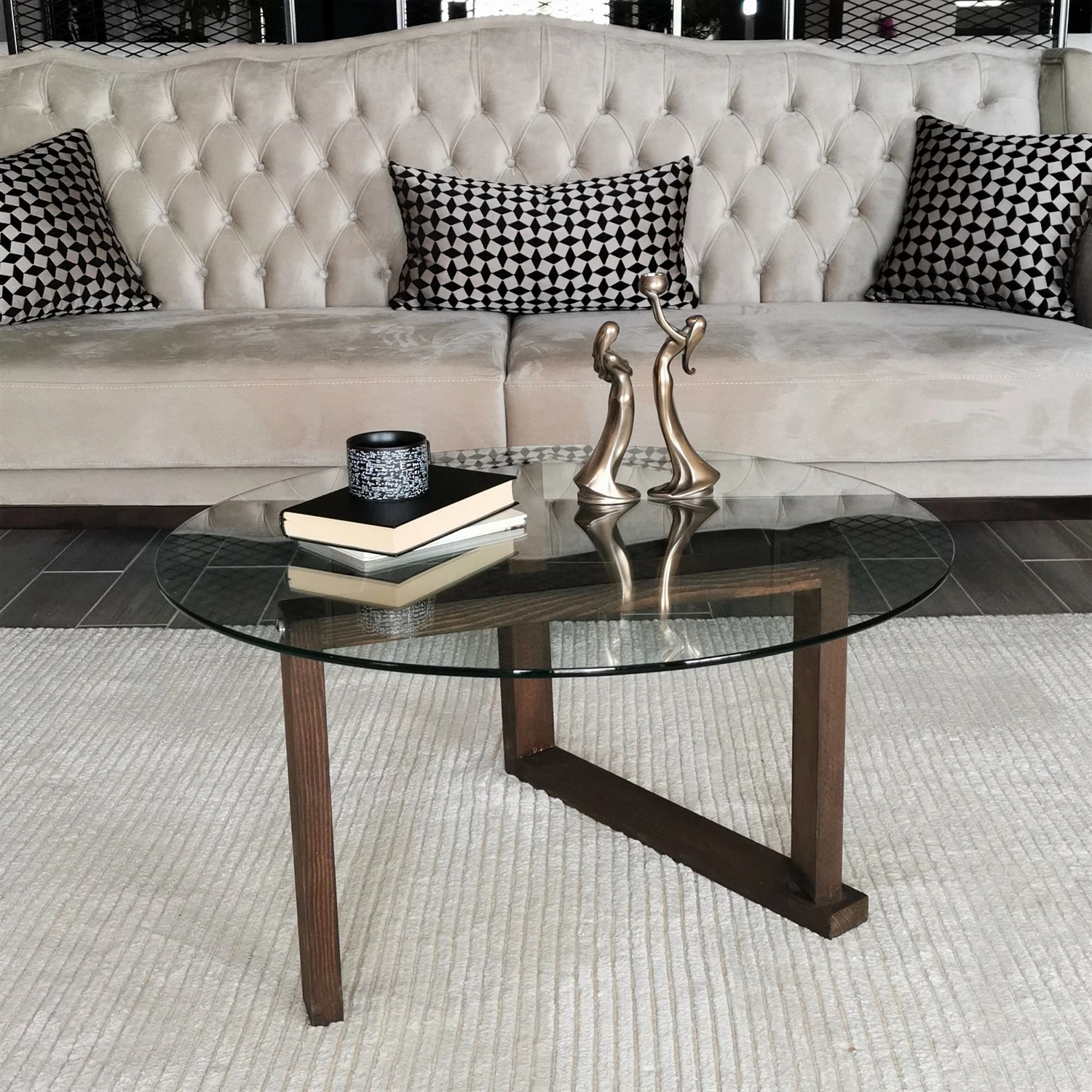 Loftscape Couchtisch Yorkton II - Glas / Walnuss massiv - Walnuss 2 Loftscape Couchtisch Yorkton II - Glas / Walnuss massiv - Walnuss – Bild 2