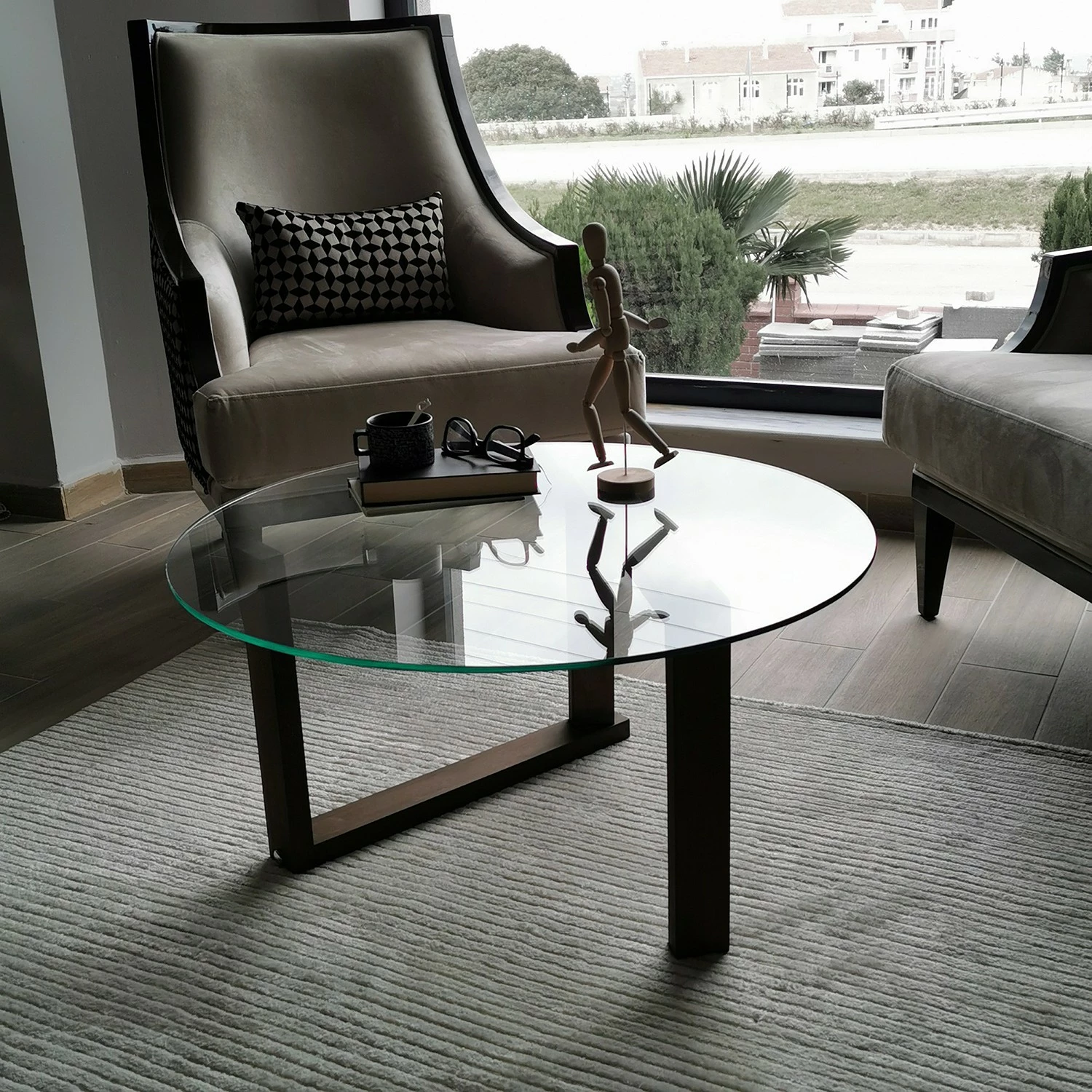 Loftscape Couchtisch Yorkton II - Glas / Walnuss massiv - Walnuss 4 Loftscape Couchtisch Yorkton II - Glas / Walnuss massiv - Walnuss – Bild 4