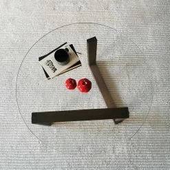 Loftscape Couchtisch Yorkton II - Glas / Walnuss massiv - Walnuss 18 Loftscape Couchtisch Yorkton II - Glas / Walnuss massiv - Walnuss -WOHNZIMMERMÖBEL Verkäufe 1000333739 220302 026 MOOD DETAILS P000000001000333739 mood