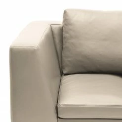 Studio Copenhagen Sofa Madison (2-Sitzer) - Echtleder Savka: Creme 13 Studio Copenhagen Sofa Madison (2-Sitzer) - Echtleder Savka: Creme -WOHNZIMMERMÖBEL Verkäufe 1000333838 220301 060 DETAILS P000000001000333838