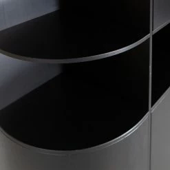 Loftscape Schrank Rozzano II - Kiefer massiv - Kiefer Schwarz 16 Loftscape Schrank Rozzano II - Kiefer massiv - Kiefer Schwarz -WOHNZIMMERMÖBEL Verkäufe 1000342128 220401 070 DETAILS P000000001000342128