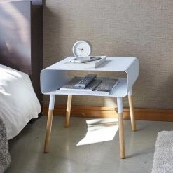 Yamazaki Beistelltisch Plain I - Esche massiv / Metall - Weiß 10 Yamazaki Beistelltisch Plain I - Esche massiv / Metall - Weiß -WOHNZIMMERMÖBEL Verkäufe 1000347246 220505 021 MOOD DETAILS P000000001000347246 mood