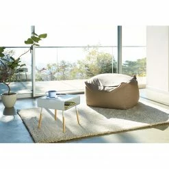 Yamazaki Beistelltisch Plain I - Esche massiv / Metall - Weiß 11 Yamazaki Beistelltisch Plain I - Esche massiv / Metall - Weiß -WOHNZIMMERMÖBEL Verkäufe 1000347246 220505 022 MOOD DETAILS P000000001000347246 mood