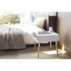 Yamazaki Beistelltisch Plain I - Esche massiv / Metall - Weiß 12 Yamazaki Beistelltisch Plain I - Esche massiv / Metall - Weiß -WOHNZIMMERMÖBEL Verkäufe 1000347246 220505 023 MOOD DETAILS P000000001000347246 mood