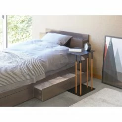 Yamazaki Beistelltisch Plain II - Esche massiv / Metall - Schwarz 13 Yamazaki Beistelltisch Plain II - Esche massiv / Metall - Schwarz -WOHNZIMMERMÖBEL Verkäufe 1000347250 220505 022 MOOD DETAILS P000000001000347250 mood