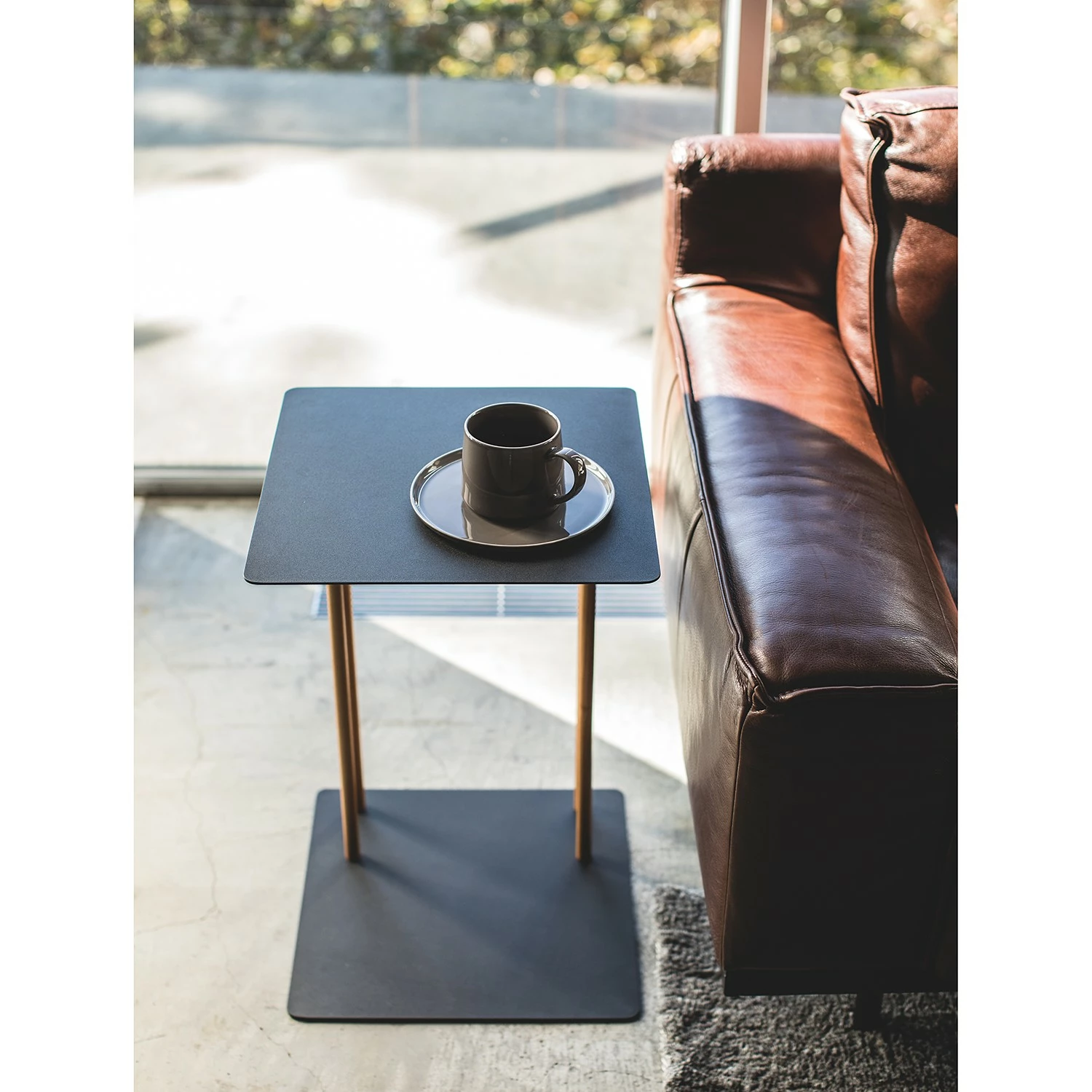 Yamazaki Beistelltisch Plain II - Esche massiv / Metall - Schwarz 7 Yamazaki Beistelltisch Plain II - Esche massiv / Metall - Schwarz – Bild 7