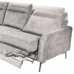 Norrwood Ecksofa Sombrilla - Samt Cloe: Hellgrau - Longchair davorstehend links -WOHNZIMMERMÖBEL Verkäufe 1000349730 220517 070 DETAILS P000000001000349730