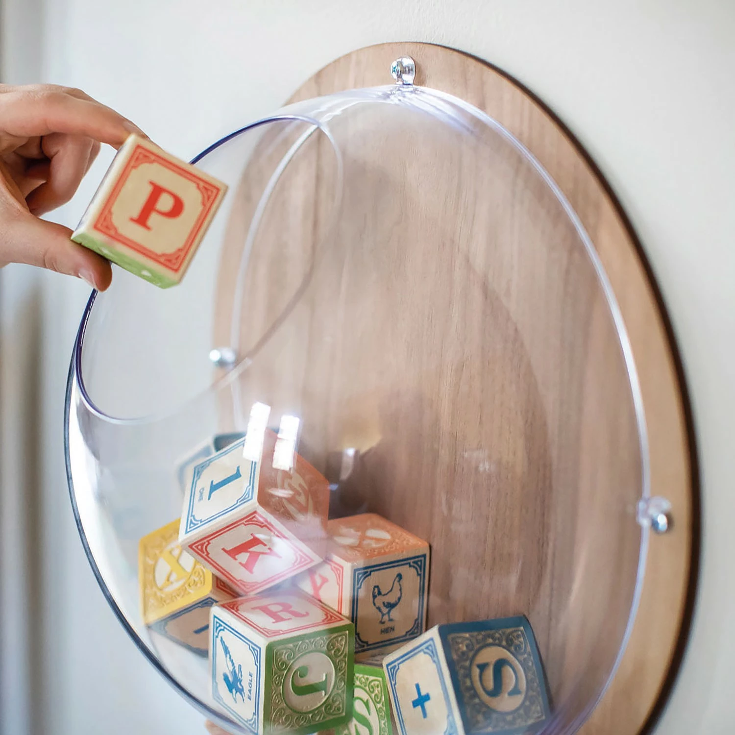 Koziol Wandregal Orion II - Walnuss massiv - Walnuss / Walnuss Hell - Durchmesser: 34 cm 3 Koziol Wandregal Orion II - Walnuss massiv - Walnuss / Walnuss Hell - Durchmesser: 34 cm – Bild 3