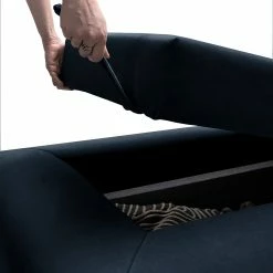 Miu Form Hocker Miu Magic mit Rückenlehne S - Samt Sadia: Dunkelblau -WOHNZIMMERMÖBEL Verkäufe 1000354952 220816 120 DETAILS P000000001000354952