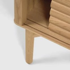 Naturoo TV-Lowboard Lioma - Eiche teilmassiv 27 Naturoo TV-Lowboard Lioma - Eiche teilmassiv -WOHNZIMMERMÖBEL Verkäufe 1000363987 220714 065 DETAILS P000000001000363987