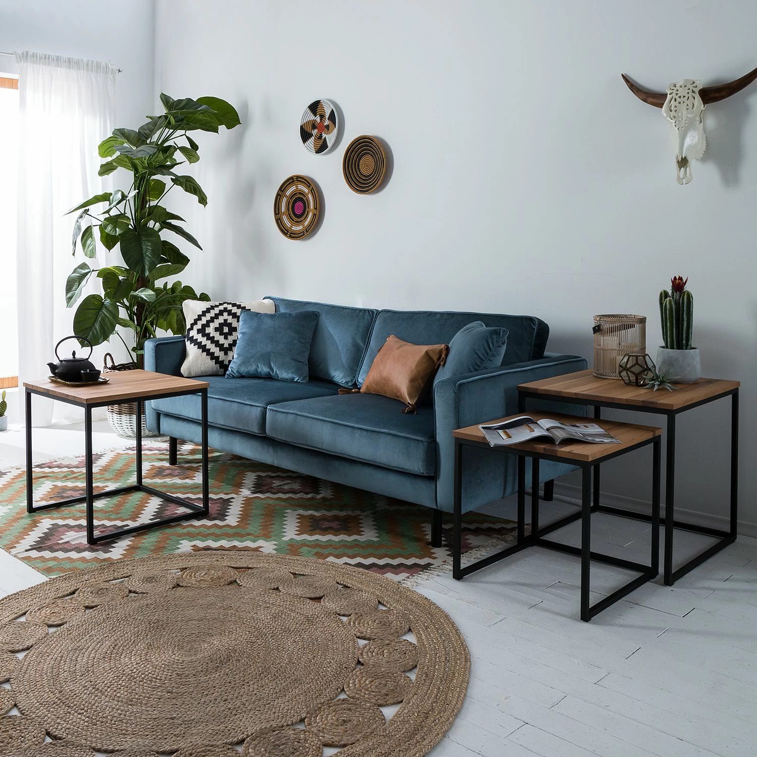 Ars manufacti Beistelltisch Candler (3-teilig) - Eiche massiv / Metall 2 Ars manufacti Beistelltisch Candler (3-teilig) - Eiche massiv / Metall – Bild 2