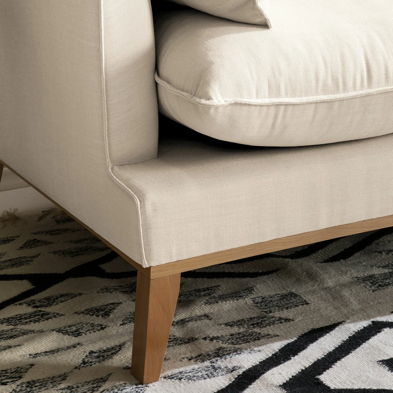 Eva Padberg Collection Ecksofa Lavina Webstoff - Stoff Moretey: Cremeweiß - Ottomane davorstehend rechts 10 Eva Padberg Collection Ecksofa Lavina Webstoff - Stoff Moretey: Cremeweiß - Ottomane davorstehend rechts – Bild 10