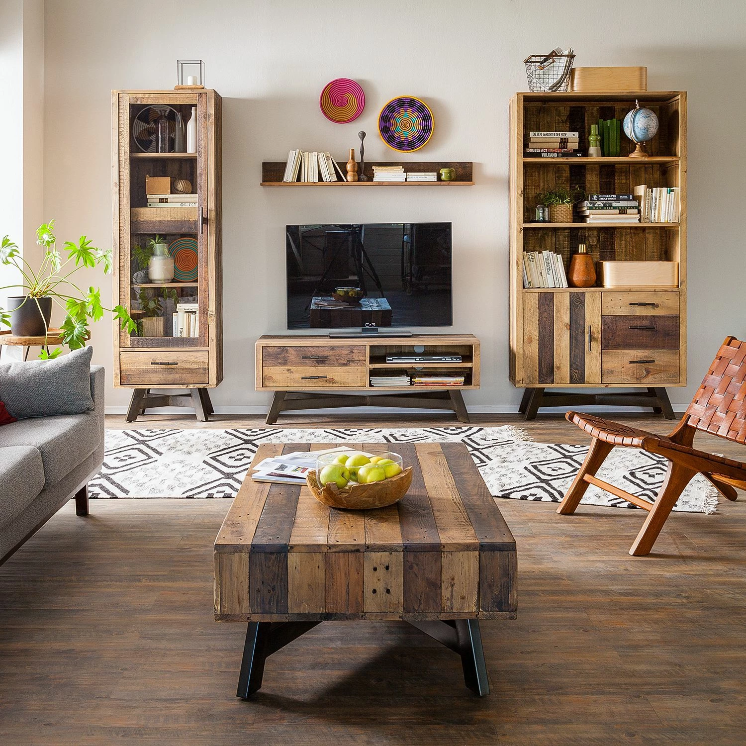 Ars manufacti TV-Lowboard Tamati I - Pinie massiv 3 Ars manufacti TV-Lowboard Tamati I - Pinie massiv – Bild 3