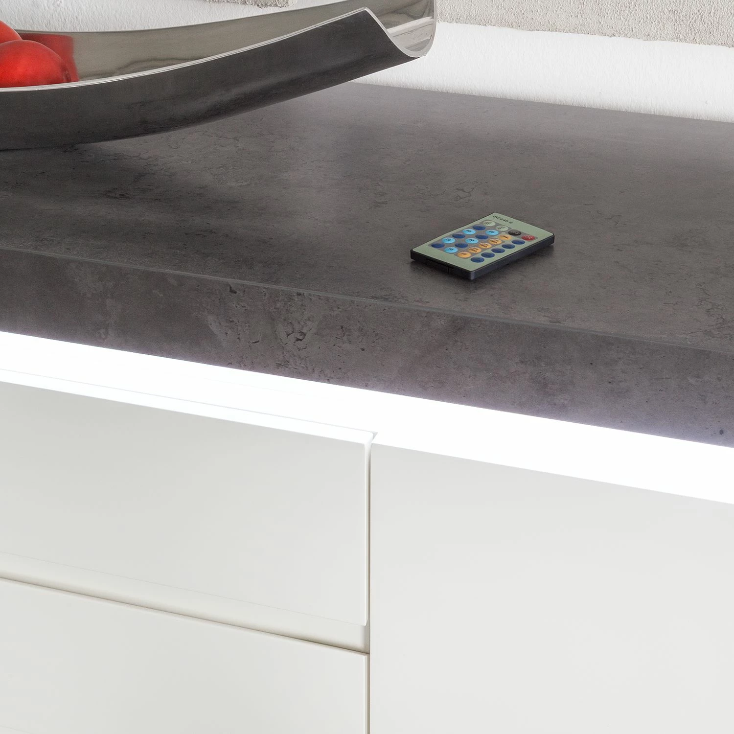 Fredriks Sideboard Namona I - Inkl. Beleuchtung - Weiß / Beton Dekor 6 Fredriks Sideboard Namona I - Inkl. Beleuchtung - Weiß / Beton Dekor – Bild 6