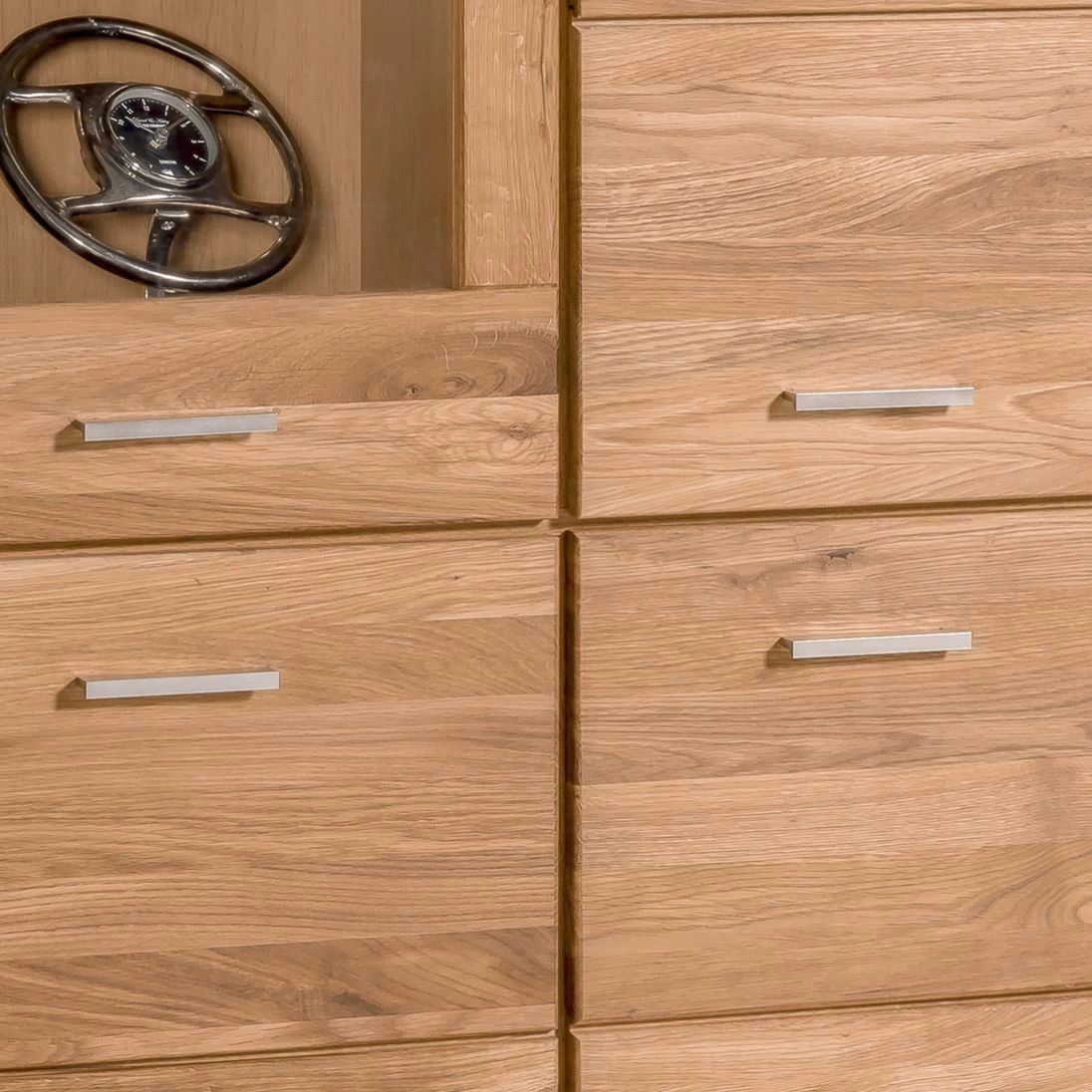 Naturoo Vitrinenschrank Lombok I - Teilmassiv 2 Naturoo Vitrinenschrank Lombok I - Teilmassiv – Bild 2