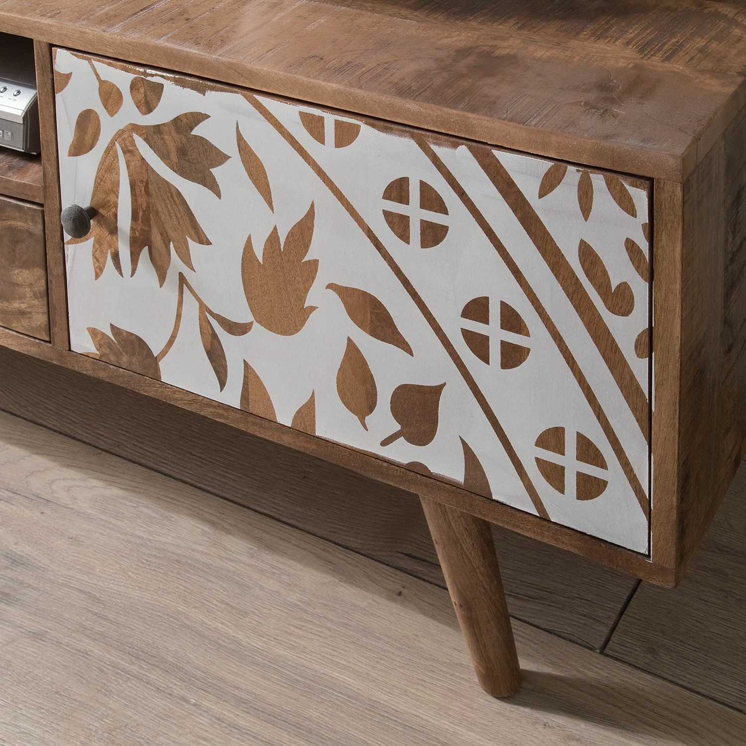 Ars manufacti TV-Lowboard Rygge II - Mango massiv 7 Ars manufacti TV-Lowboard Rygge II - Mango massiv – Bild 7