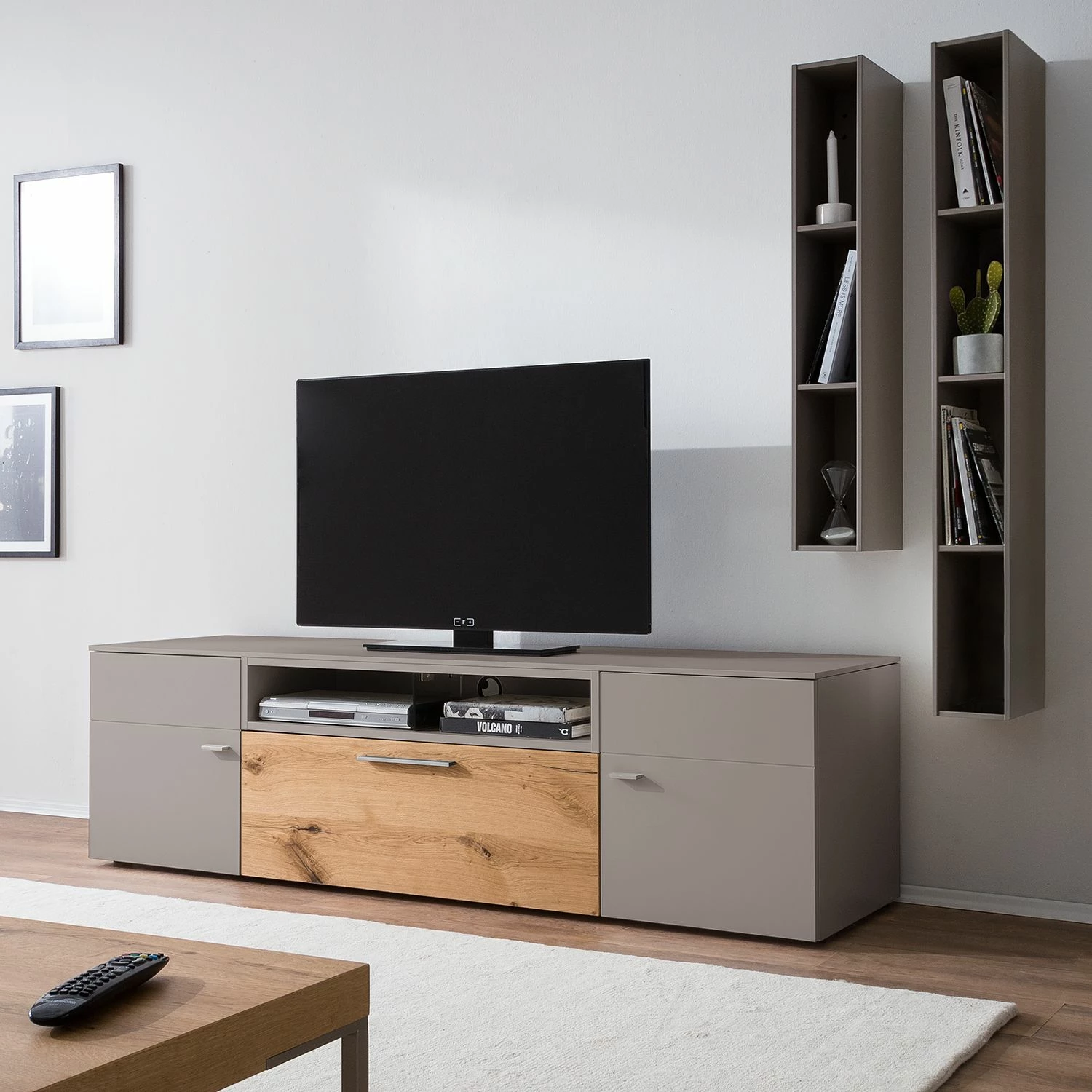 GWINNER Wohnwand Anzio II (3-teilig) - Matt Fango / Balkeneiche 1 GWINNER Wohnwand Anzio II (3-teilig) - Matt Fango / Balkeneiche